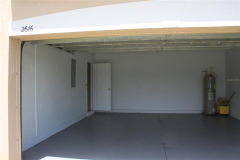 House in Kissimmee, Florida 4 bedrooms, 181.35 sq.m. № 2238584 - photo 18