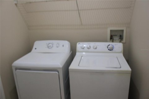 House in Kissimmee, Florida 4 bedrooms, 181.35 sq.m. № 2238584 - photo 17