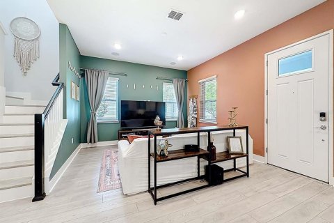 Casa en venta en Orlando, Florida, 3 dormitorios, 166.76 m2 № 2101809 - foto 5