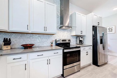 Casa en venta en Orlando, Florida, 3 dormitorios, 166.76 m2 № 2101809 - foto 11