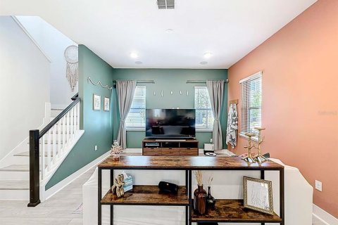 Casa en venta en Orlando, Florida, 3 dormitorios, 166.76 m2 № 2101809 - foto 4