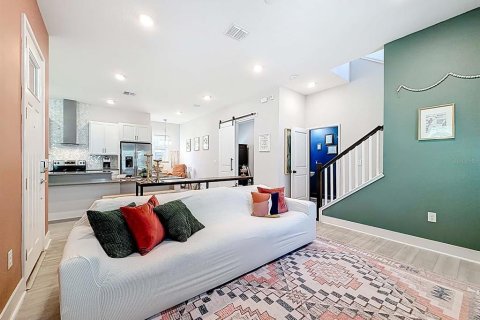 Casa en venta en Orlando, Florida, 3 dormitorios, 166.76 m2 № 2101809 - foto 7