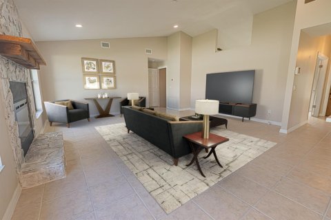 Villa ou maison à vendre à Port St. Lucie, Floride: 4 chambres, 176.7 m2 № 2426388 - photo 9