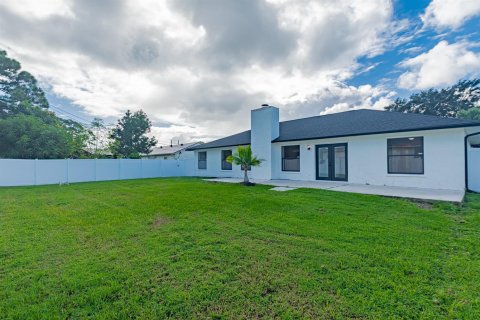 Villa ou maison à vendre à Port St. Lucie, Floride: 4 chambres, 176.7 m2 № 2426388 - photo 24