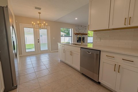 Villa ou maison à vendre à Port St. Lucie, Floride: 4 chambres, 176.7 m2 № 2426388 - photo 7