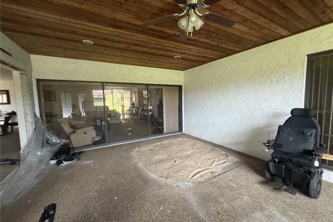 Casa en venta en Haines City, Florida, 2 dormitorios, 192.59 m2 № 1902207 - foto 8