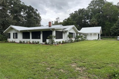 House in Reddick, Florida 4 bedrooms, 273.04 sq.m. № 2112021 - photo 25