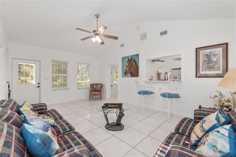 House in Reddick, Florida 4 bedrooms, 273.04 sq.m. № 2112021 - photo 9