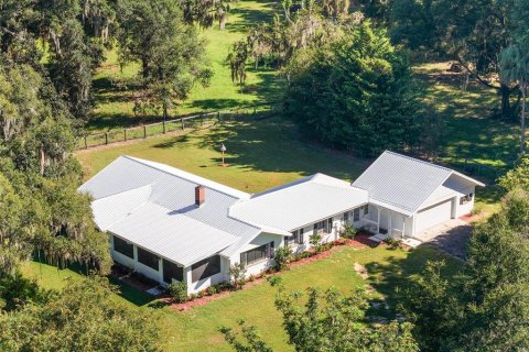 House in Reddick, Florida 4 bedrooms, 273.04 sq.m. № 2112021 - photo 2