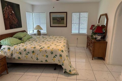 House in Reddick, Florida 4 bedrooms, 273.04 sq.m. № 2112021 - photo 16