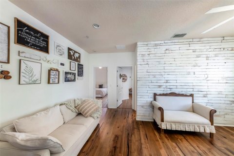 Villa ou maison à louer à Orlando, Floride: 3 chambres, 222.5 m2 № 2351483 - photo 17