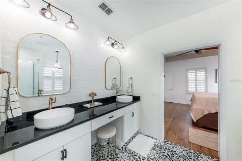 Villa ou maison à louer à Orlando, Floride: 3 chambres, 222.5 m2 № 2351483 - photo 22
