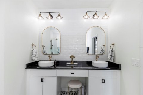 Villa ou maison à louer à Orlando, Floride: 3 chambres, 222.5 m2 № 2351483 - photo 21
