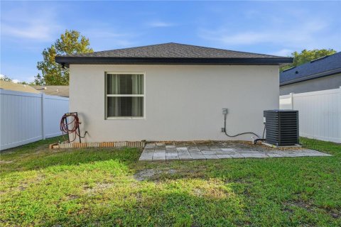 House in Eustis, Florida 3 bedrooms, 110.37 sq.m. № 2424340 - photo 28