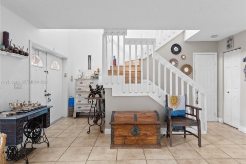 Villa ou maison à vendre à Doral, Floride: 4 chambres, 172.89 m2 № 2418177 - photo 11