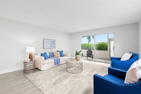 Condo in Dunedin, Florida, 2 bedrooms  № 2222793 - photo 6