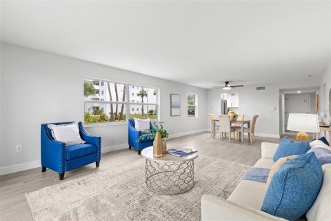 Condo in Dunedin, Florida, 2 bedrooms  № 2222793 - photo 7