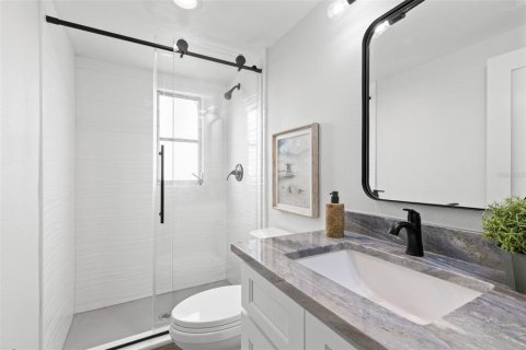 Condo in Dunedin, Florida, 2 bedrooms  № 2222793 - photo 21