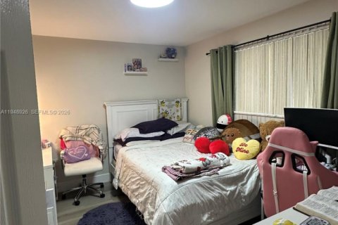 Condo in Plantation, Florida, 2 bedrooms  № 2005076 - photo 28