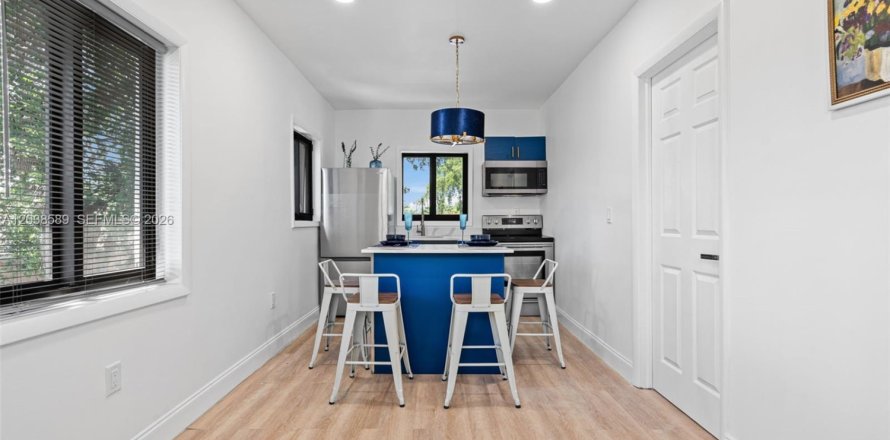 Apartment in Miami, Florida 1 bedroom, 55.74 sq.m. № 2182407
