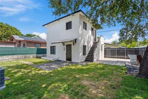 Apartment in Miami, Florida 1 bedroom, 55.74 sq.m. № 2182407 - photo 10
