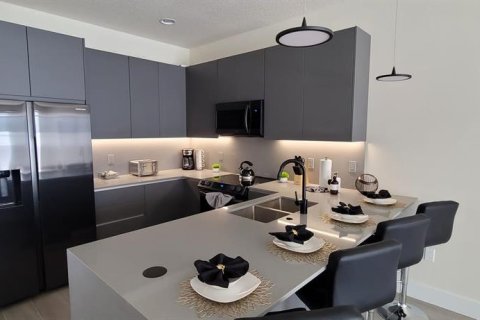 Touwnhouse à louer à Clermont, Floride: 3 chambres, 172.05 m2 № 2359347 - photo 11