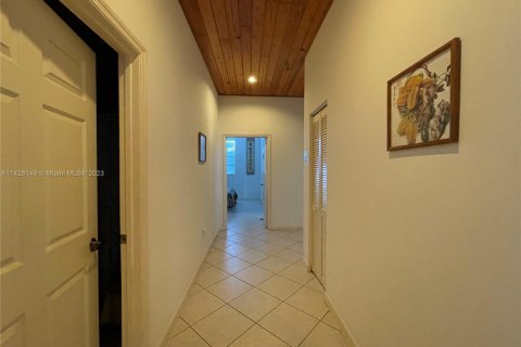 Propiedad comercial en venta en Homestead, Florida № 1877637 - foto 13