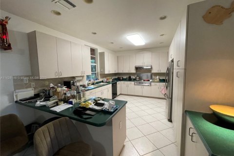Propiedad comercial en venta en Homestead, Florida № 1877637 - foto 4