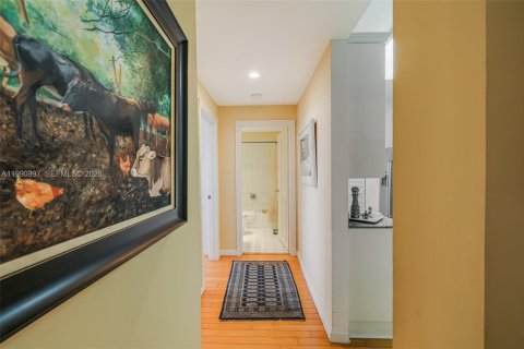 Condominio en venta en Miami, Florida, 2 dormitorios, 153.29 m2 № 2057378 - foto 17