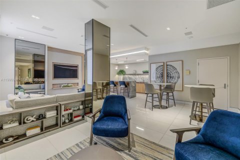 Condominio en venta en Miami, Florida, 2 dormitorios, 153.29 m2 № 2057378 - foto 6