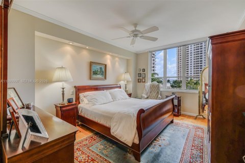 Condominio en venta en Miami, Florida, 2 dormitorios, 153.29 m2 № 2057378 - foto 30