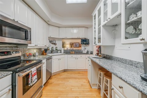 Condominio en venta en Miami, Florida, 2 dormitorios, 153.29 m2 № 2057378 - foto 21