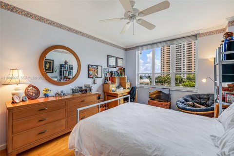 Condominio en venta en Miami, Florida, 2 dormitorios, 153.29 m2 № 2057378 - foto 26