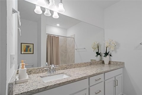 Townhouse in Bradenton, Florida 3 bedrooms, 174.56 sq.m. № 1657651 - photo 18