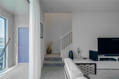 Townhouse in Bradenton, Florida 3 bedrooms, 174.56 sq.m. № 1657651 - photo 13