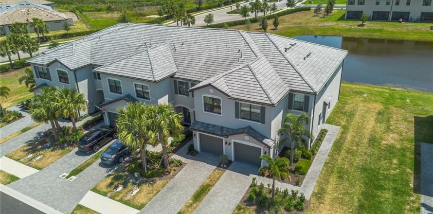 Adosado en Bradenton, Florida 3 dormitorios, 174.56 m2 № 1657651