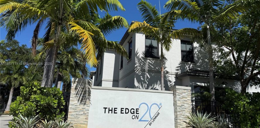 Touwnhouse à Fort Lauderdale, Floride 3 chambres, 121.61 m2 № 1890920