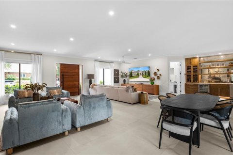 Casa en venta en Lakeland, Florida, 4 dormitorios, 297.01 m2 № 2303012 - foto 9