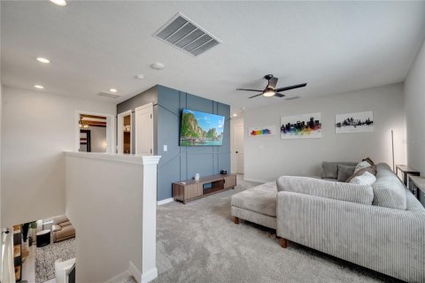 House in Orlando, Florida 4 bedrooms, 217.76 sq.m. № 1598309 - photo 30