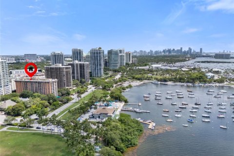 Купить кондоминиум в Майами, Флорида 1 спальня, 65.96м2, № 1960667 - фото 2