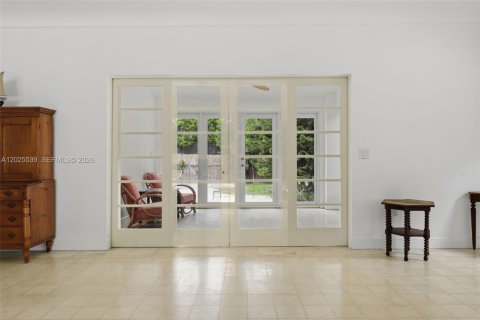 Villa ou maison à vendre à Miami Beach, Floride: 4 chambres, 367.15 m2 № 2154531 - photo 19
