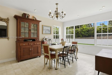 Villa ou maison à vendre à Miami Beach, Floride: 4 chambres, 367.15 m2 № 2154531 - photo 11