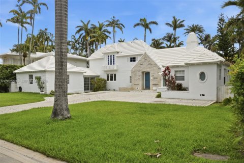 Villa ou maison à vendre à Miami Beach, Floride: 4 chambres, 367.15 m2 № 2154531 - photo 2