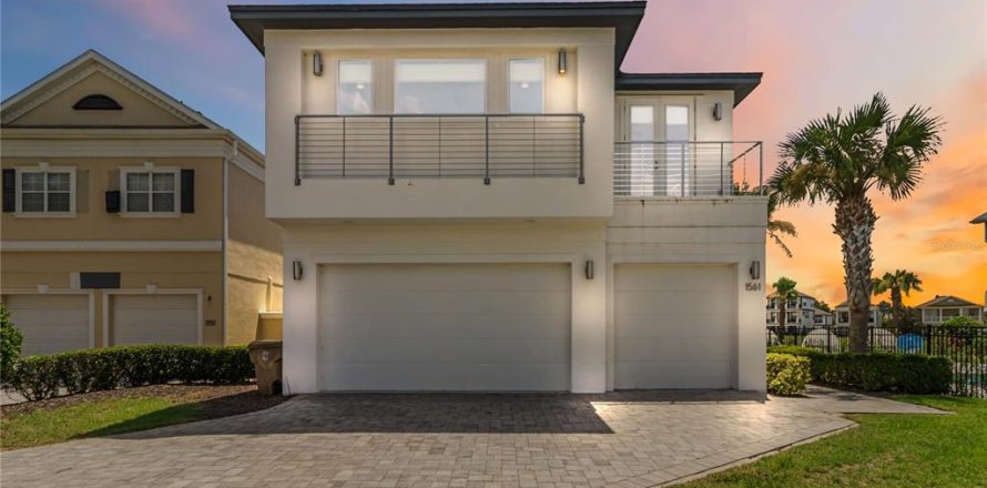 House in Four Corners, Florida 12 bedrooms, 550.17 sq.m. № 1873765