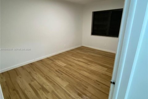 Villa ou maison à louer à Dania Beach, Floride: 3 chambres, 147.99 m2 № 1999587 - photo 17