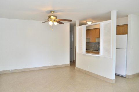 Apartamento en alquiler en Fort Lauderdale, Florida, 1 dormitorio, 350.33 m2 № 2253026 - foto 6