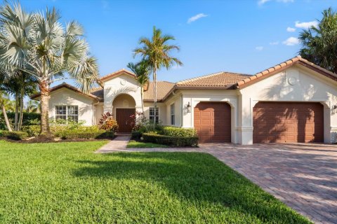 House in Jupiter, Florida 5 bedrooms, 365.48 sq.m. № 2188593 - photo 2