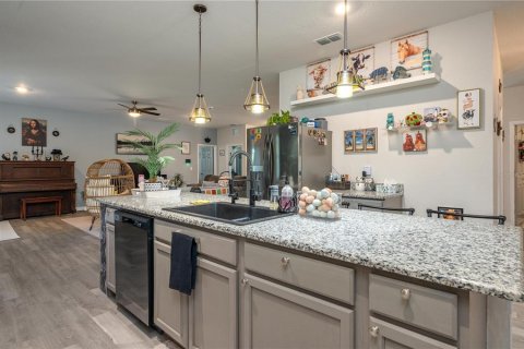 Casa en venta en Frostproof, Florida, 6 dormitorios, 463.02 m2 № 2239313 - foto 10
