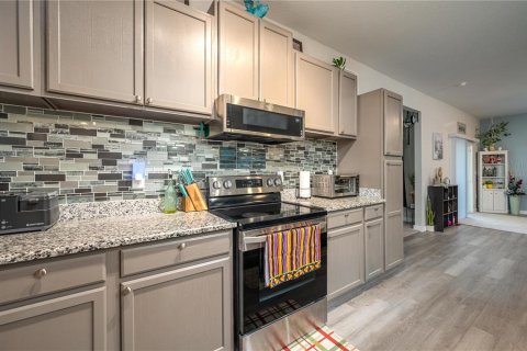 Casa en venta en Frostproof, Florida, 6 dormitorios, 463.02 m2 № 2239313 - foto 11
