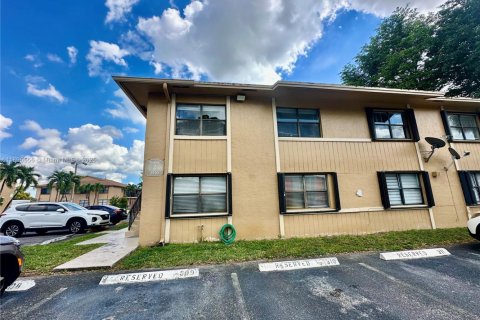 Copropriété à louer à Hialeah, Floride: 2 chambres, 69.4 m2 № 1948315 - photo 19